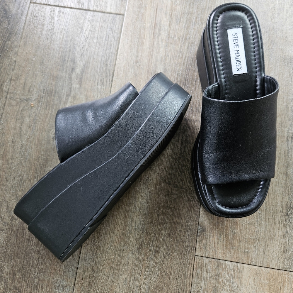 Steve Madden Platform Leather Sandals - Mules.